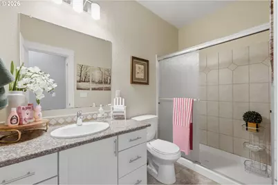 2020 Bayview Ave, Tillamook, OR 97141 - Photo 25