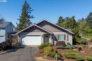 2020 Bayview Ave, Tillamook, OR 97141 - Photo 35
