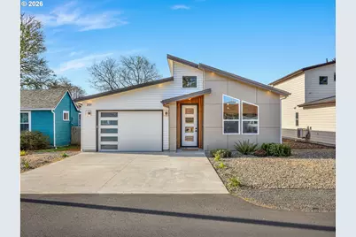 201 24th St NE, Long Beach, WA 98631 - Photo 1