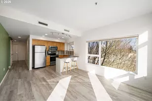 1718 NE 11th Ave, Portland, OR 97212 - Photo 9