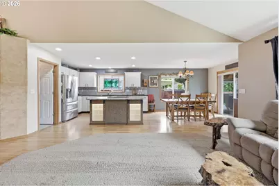 13330 Squire Dr, Oregon City, OR 97045 - Photo 17