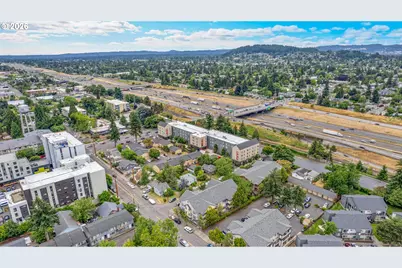 9837 NE Irving St #312, Portland, OR 97220 - Photo 39