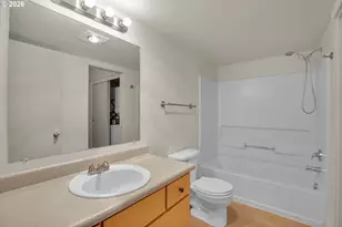 9837 NE Irving St, Portland, OR 97220 - Photo 23