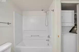 9837 NE Irving St, Portland, OR 97220 - Photo 25