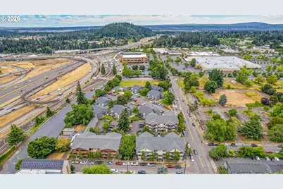 9837 NE Irving St #312, Portland, OR 97220 - Photo 41
