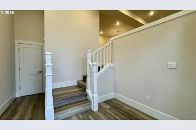 11710 SW 176th Dr, Beaverton, OR 97007 - Photo 7