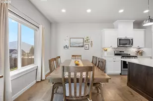 832 Sand Pines Ave, Sutherlin, OR 97479 - Photo 9