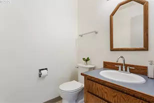 7 Hidalgo St, Lake Oswego, OR 97035 - Photo 21