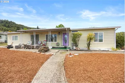 159 NW Kristen Ct, Roseburg, OR 97471 - Photo 3