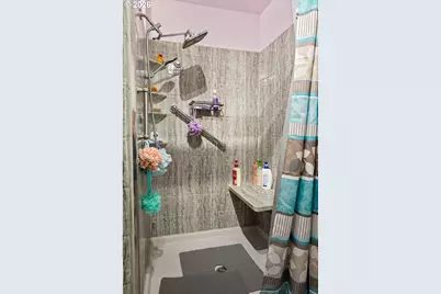 159 NW Kristen Ct, Roseburg, OR 97471 - Photo 17