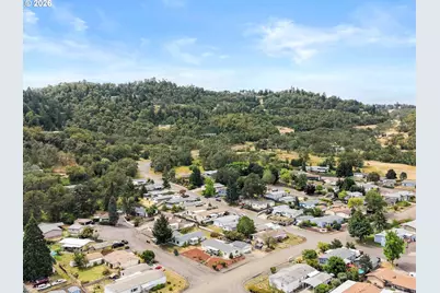 159 NW Kristen Ct, Roseburg, OR 97471 - Photo 31
