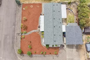 159 NW Kristen Ct, Roseburg, OR 97471 - Photo 29