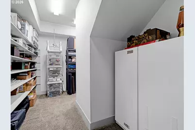 2935 SW 89th Ave, Portland, OR 97225 - Photo 39