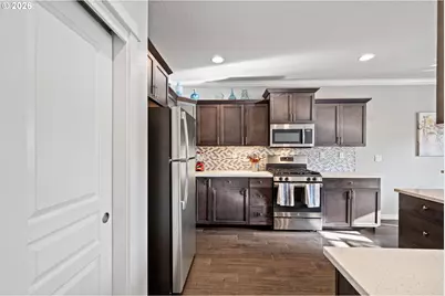 820 Tyson Ln, Eugene, OR 97404 - Photo 13