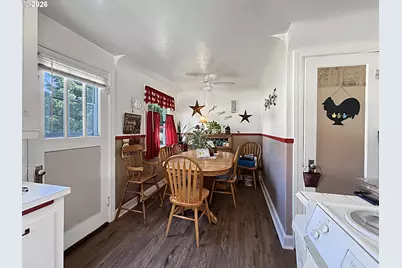 1940 Clifford St, Baker City, OR 97814 - Photo 13