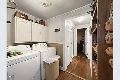 1940 Clifford St, Baker City, OR 97814 - Photo 15