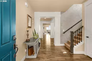 15394 SW Oakmont Pl, Portland, OR 97224 - Photo 3