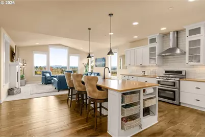 15394 SW Oakmont Pl, Portland, OR 97224 - Photo 9