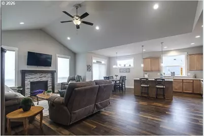 1668 NE Clayton Dr, Estacada, OR 97023 - Photo 11