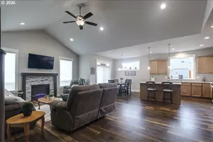 1668 NE Clayton Dr, Estacada, OR 97023 - Photo 11