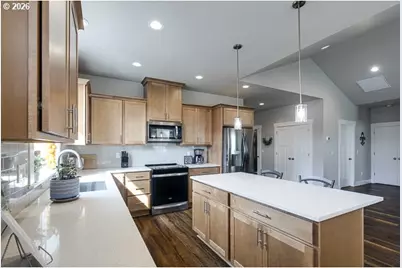 1668 NE Clayton Dr, Estacada, OR 97023 - Photo 15