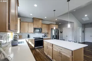 1668 NE Clayton Dr, Estacada, OR 97023 - Photo 15