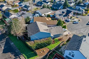 14811 NE Fremont Ct, Portland, OR 97230 - Photo 19