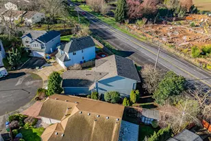 14811 NE Fremont Ct, Portland, OR 97230 - Photo 17