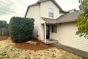14811 NE Fremont Ct, Portland, OR 97230 - Photo 3