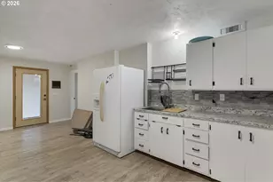 33844 Sunnyview Dr NE, Albany, OR 97322 - Photo 15
