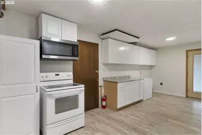 33844 Sunnyview Dr NE, Albany, OR 97322 - Photo 17