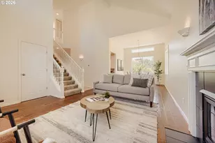 9615 SW 49th Ave, Portland, OR 97219 - Photo 3