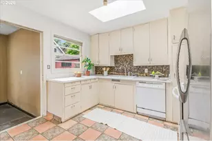 46 NE Buffalo St, Portland, OR 97211 - Photo 9