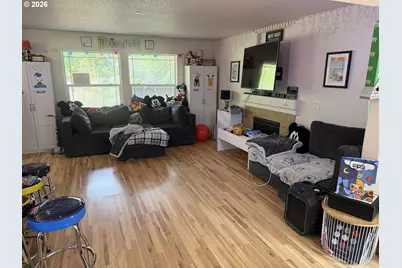 10535 SW Crestwood Dr, Beaverton, OR 97008 - Photo 3