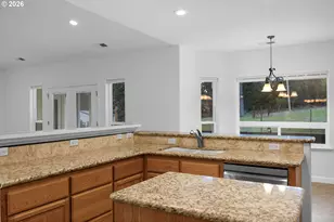 982 Doerner Rd, Roseburg, OR 97471 - Photo 7