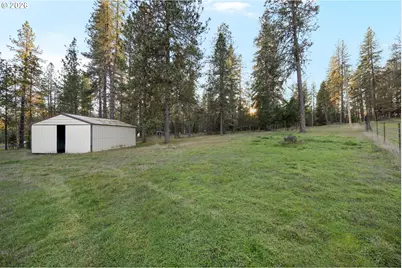 982 Doerner Rd, Roseburg, OR 97471 - Photo 25