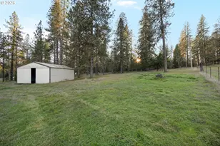 982 Doerner Rd, Roseburg, OR 97471 - Photo 25