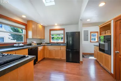 1843 Moss St, Eugene, OR 97403 - Photo 13