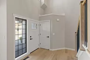 11111 NW 19th Ave, Vancouver, WA 98685 - Photo 3