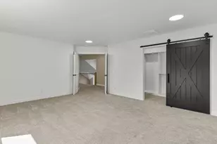 11111 NW 19th Ave, Vancouver, WA 98685 - Photo 15