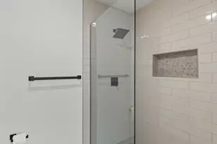 11111 NW 19th Ave, Vancouver, WA 98685 - Photo 17