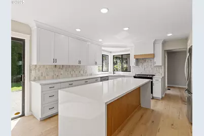 11111 NW 19th Ave, Vancouver, WA 98685 - Photo 9