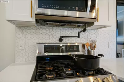 1515 19th St NE, Salem, OR 97301 - Photo 23