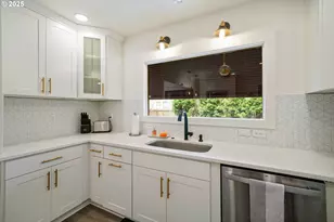 1515 19th St NE, Salem, OR 97301 - Photo 17