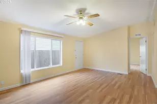 521 NE Mariners Loop, Portland, OR 97211 - Photo 5