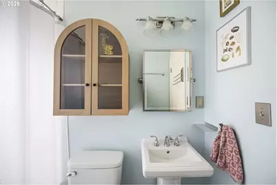 227 NE 61st Ave #1, Portland, OR 97213 - Photo 29