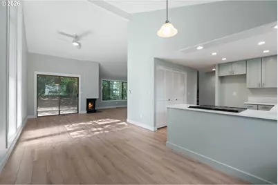 9836 SW Quail Post Rd, Portland, OR 97219 - Photo 5