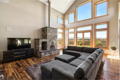 3066 Thomsen Rd, Hood River, OR 97031 - Photo 15