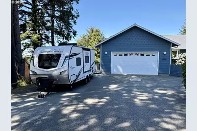95281 Horizon Dr, Gold Beach, OR 97444 - Photo 9