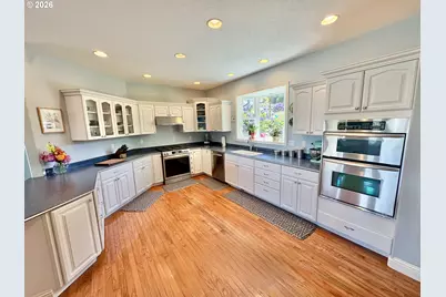 95281 Horizon Dr, Gold Beach, OR 97444 - Photo 19